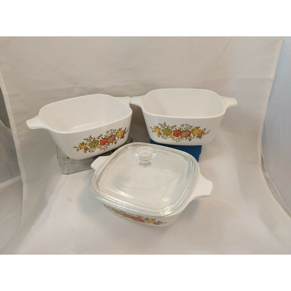 Vintage Corning Ware Spice of Life P-43 4 pc set- 2x2 3/4 + 1x1 1/2 cup + 1 lid - Picture 2 of 11